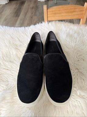 Vince Black Suede Slip-On Flats with White Sole Size 9